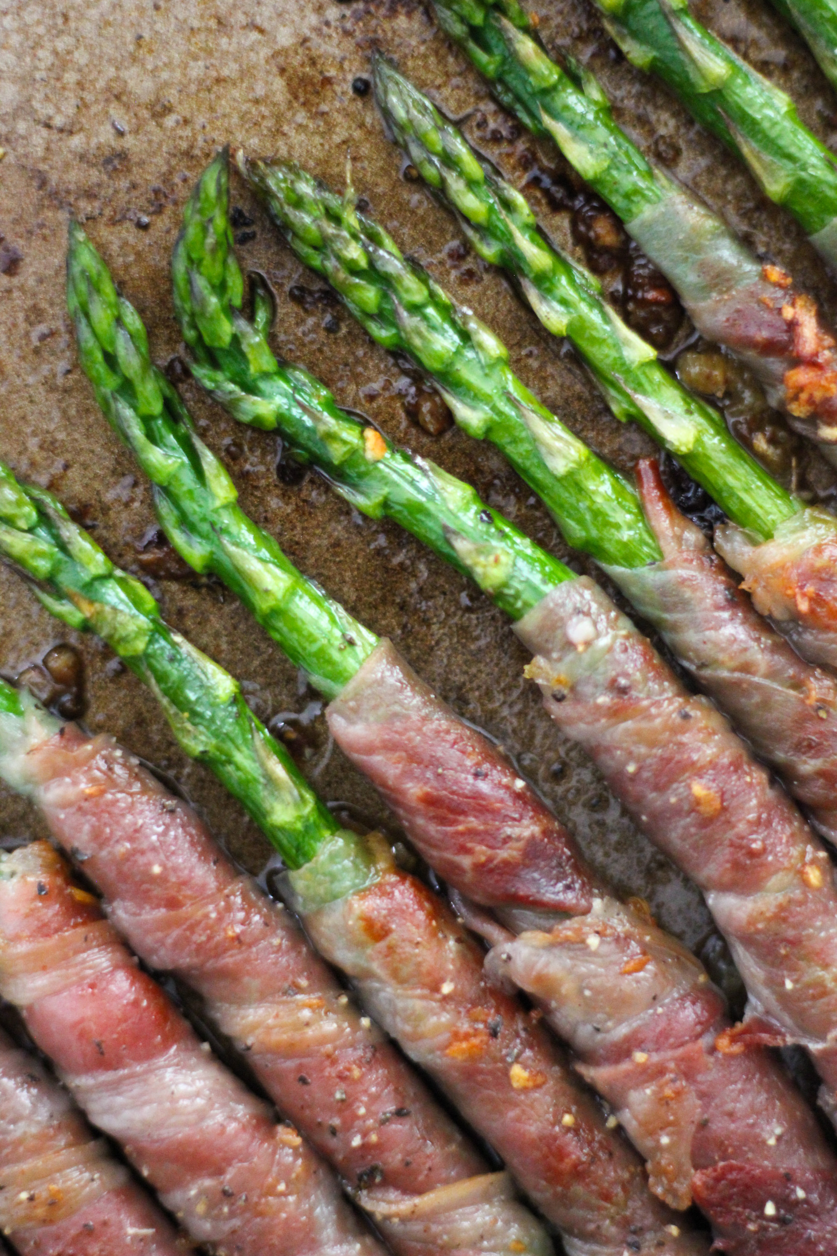Easy Low-Carb Garlic Butter Asparagus: Grill, Broil, or Fry